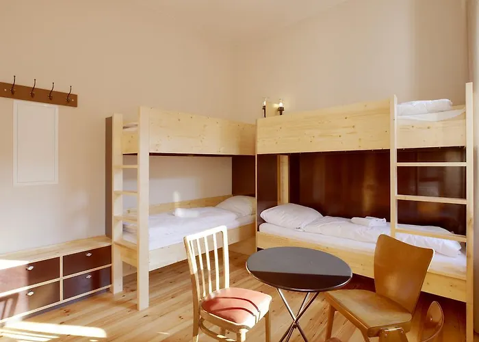 旅馆 猫咪睡衣旅馆 *