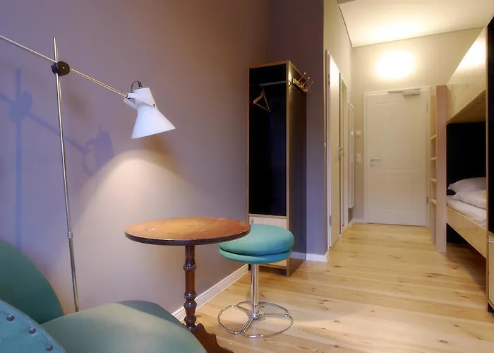 بيت الشباب كاتس باجاماس